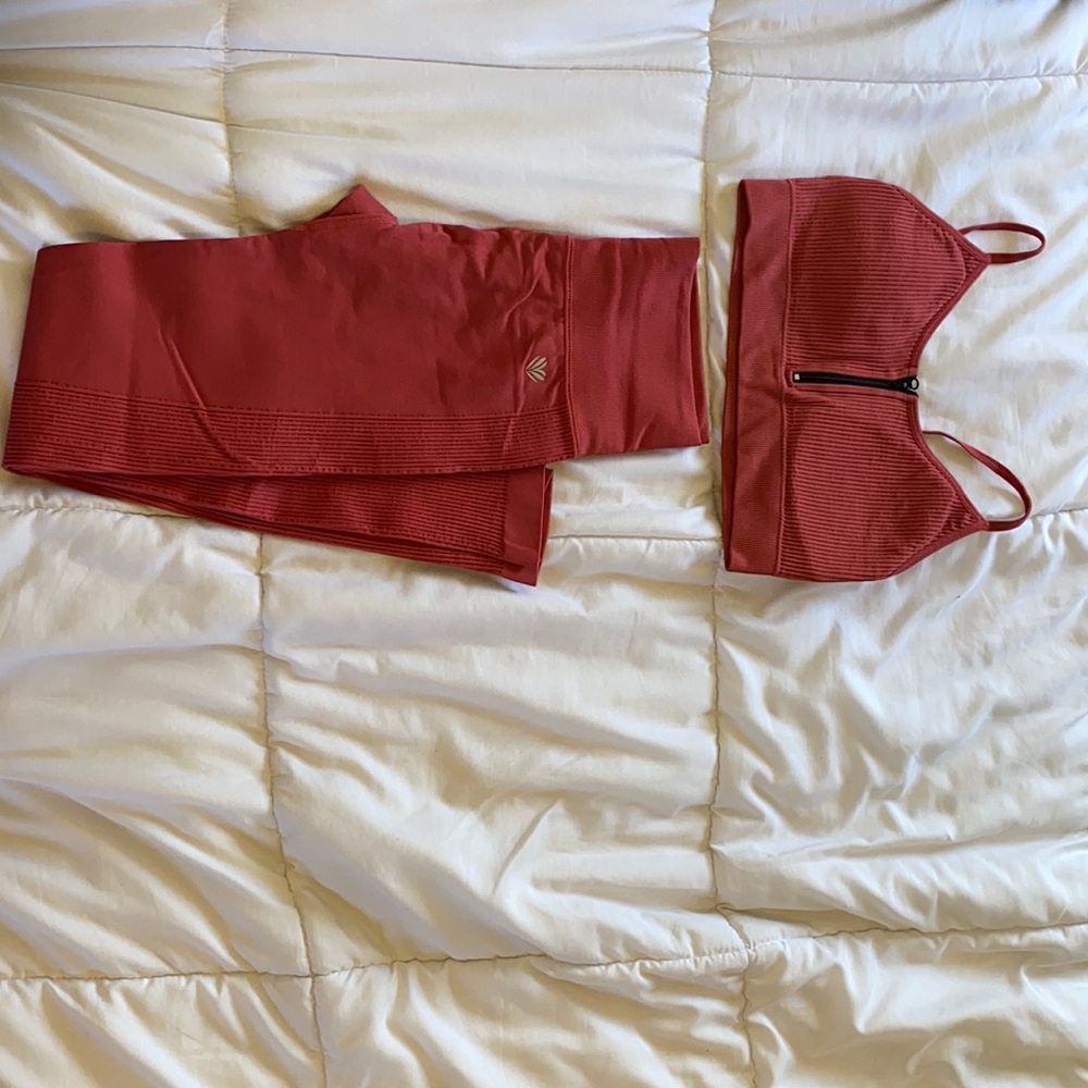 Forever 21 athletic set